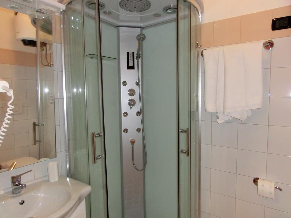 Rhc Rome Hotel ภายนอก รูปภาพ